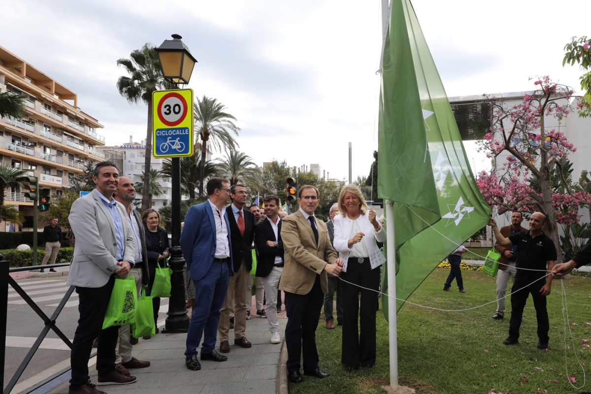 Marbella vuelve a ser reconocida como una ciudad ‘Flor de Andalucía’ y logra cuatro distintivos por el tratamiento de sus espacios verdes